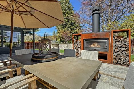 Photo of property in 1 Nisbet Terrace, Kinloch, Taupo, 3377