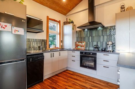 Photo of property in 21 Norton Street, Foxton Beach, Foxton, 4815