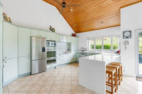 Photo of property in 1471 Clevedon Kawakawa Road, Kawakawa Bay, Papakura, 2585