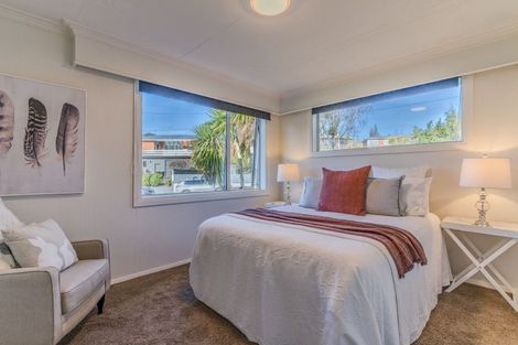 Photo of property in 2 Centennial Road, Fairfield, Dunedin, 9018