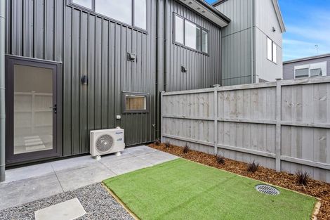 Photo of property in 4 Rauriki Lane, Rosehill, Papakura, 2113