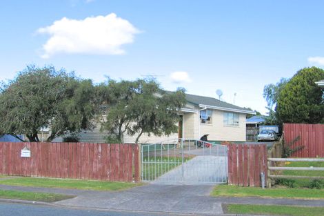 Photo of property in 7 Serrano Place, Clover Park, Auckland, 2023