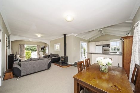 Photo of property in 7 Selwyn Street, Lower Vogeltown, New Plymouth, 4310