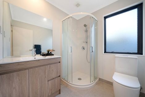 Photo of property in 439a West Coast Road, Glen Eden, Auckland, 0602