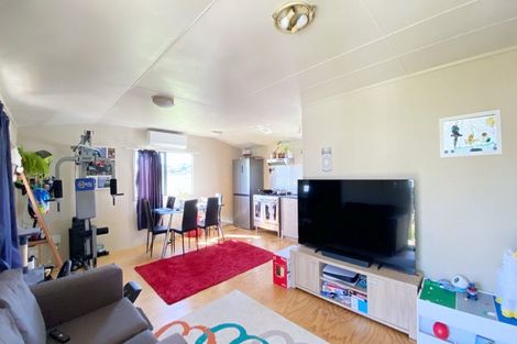 Photo of property in 9 Kiekie Road, Mangere Bridge, Auckland, 2022