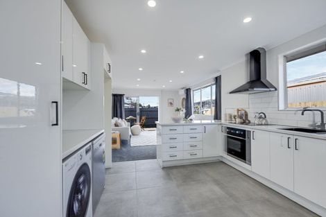 Photo of property in 2/56 Ward Street, Trentham, Upper Hutt, 5018