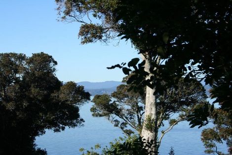 Photo of property in 9 Whakamoenga Point, Acacia Bay, Taupo, 3385