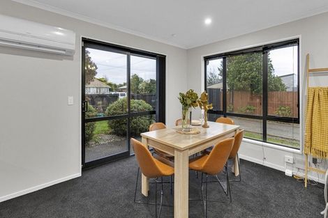 Photo of property in 72 Bower Avenue, New Brighton, Christchurch, 8083