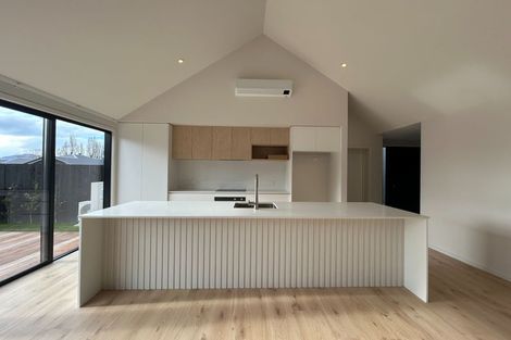 Photo of property in 19 Burbank Road, Wanaka, 9382