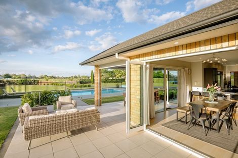 Photo of property in 144 Grasslands Drive, Cambridge, 3493