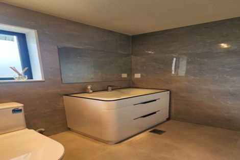 Photo of property in 4b Hazards Road, Weymouth, Auckland, 2103