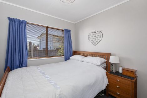 Photo of property in 16 Ward Place, Richmond Heights, Taupo, 3330