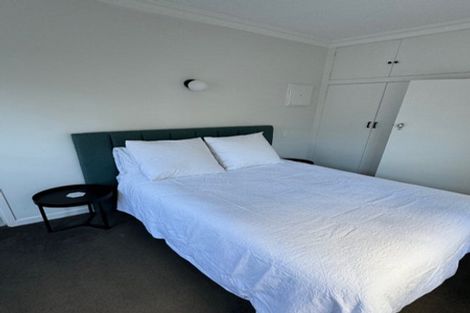 Photo of property in Illawarra Flats, 8/6 Brighton Road, Parnell, Auckland, 1052