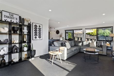 Photo of property in 39 Ballintoy Park Drive, Welcome Bay, Tauranga, 3175