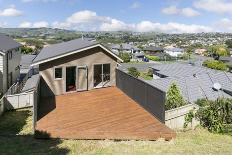 Photo of property in 25 Waverton Terrace, Churton Park, Wellington, 6037