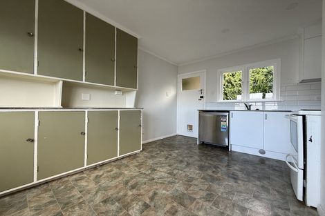 Photo of property in 22 Dorking Road, Brooklyn, Wellington, 6021
