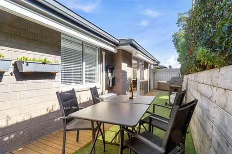 Photo of property in 17 Seashell Drive, Papamoa Beach, Papamoa, 3118