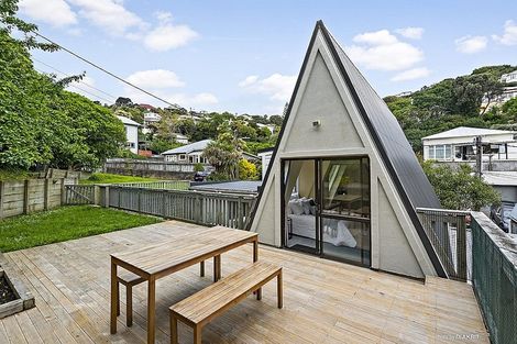 Photo of property in 11 Melrose Crescent, Melrose, Wellington, 6023