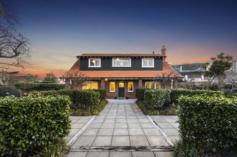 Photo of property in 370 Bay View Road, Saint Clair, Dunedin, 9012