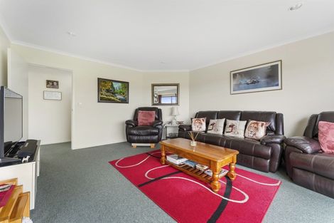 Photo of property in Trackside Villas, 7/91 Mako Mako Road, Levin, 5510