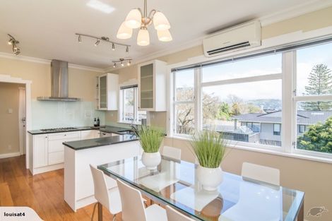 Photo of property in 10 Cavendish Square, Strathmore Park, Wellington, 6022