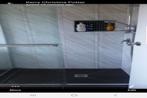 Photo of property in 1/4 Kirrama Place, Conifer Grove, Takanini, 2112