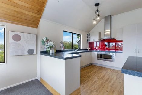 Photo of property in 2/54 Alexander Street, Cockle Bay, Auckland, 2014