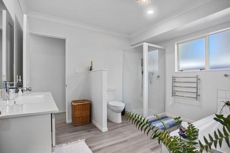 Photo of property in 8b Atlanta Court, Katikati, 3129