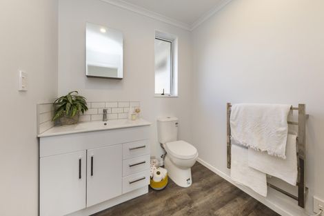 Photo of property in 79 James Line, Kelvin Grove, Palmerston North, 4414