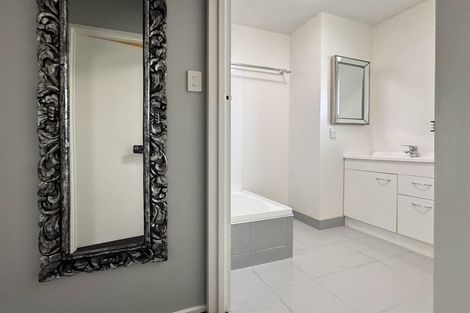 Photo of property in 2/68 Trafalgar Street, St Albans, Christchurch, 8014