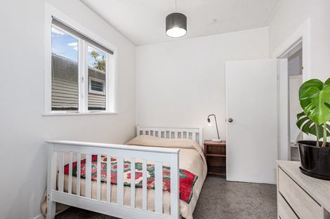 Photo of property in 26 Miro Street, Eastbourne, Lower Hutt, 5013