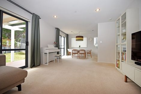 Photo of property in 9 Buccaneer Court, Gulf Harbour, Whangaparaoa, 0930