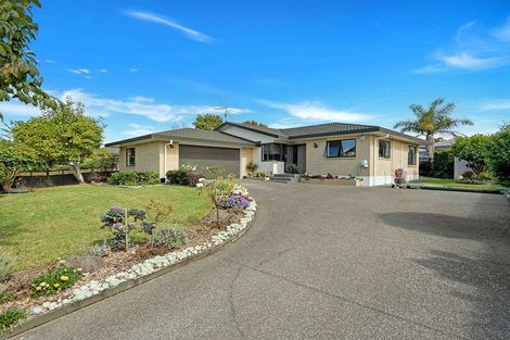 Photo of property in 45 Merlot Heights, Huapai, Kumeu, 0810
