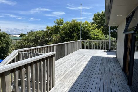 Photo of property in 112 Winslow Place, Matarangi, Whitianga, 3592