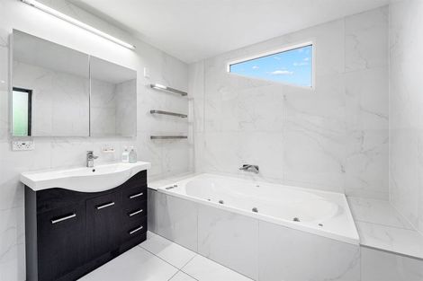 Photo of property in 67 Fitzwilliam Drive, Torbay, Auckland, 0630