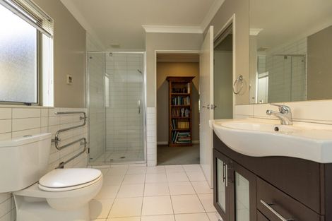 Photo of property in 7 Jade Lane, Paraparaumu, 5032