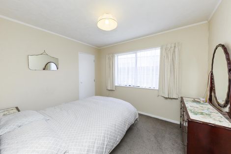 Photo of property in 10 Botanical Road, Takaro, Palmerston North, 4412