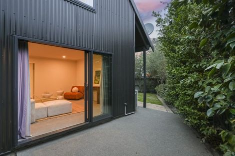 Photo of property in 3/48 Mcfaddens Road, St Albans, Christchurch, 8052