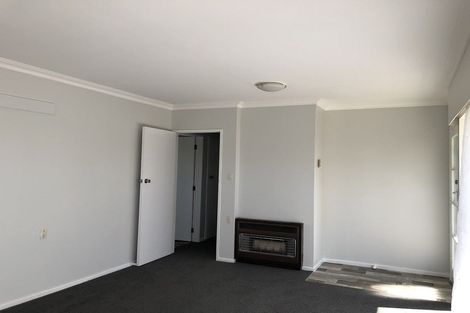 Photo of property in 73 Tiro Tiro Road, Levin, 5510