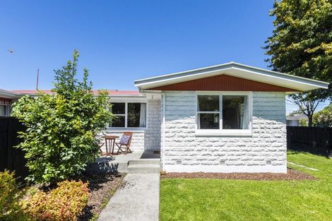 Photo of property in 1/78 Saint James Avenue, Papanui, Christchurch, 8053