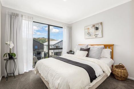 Photo of property in 8 Tokitoki Way, Kenepuru, Porirua, 5022