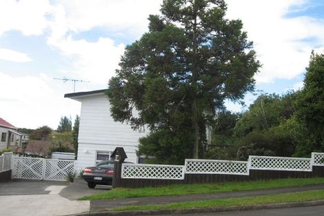 Photo of property in 11 Kingussie Place, Highland Park, Auckland, 2010