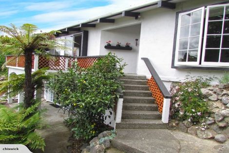 Photo of property in 35 Tremaine Avenue, Two Mile Bay, Taupo, 3330
