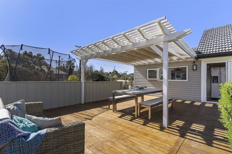 Photo of property in 75 Churchill Road, Cockle Bay, Auckland, 2014