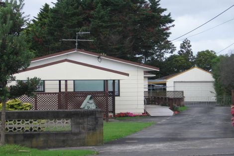 Photo of property in 1/94 Sturges Road, Henderson, Auckland, 0612