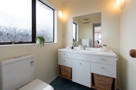 Photo of property in 22 Kilsyth Street, Karori, Wellington, 6012