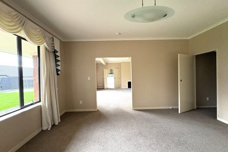 Photo of property in 79 Manor Park, Sunnyhills, Auckland, 2010