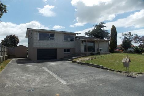 Photo of property in 4 Waltham Court, Cloverlea, Palmerston North, 4412