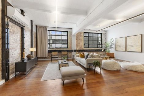 Photo of property in 4/40b Cuba Street, Te Aro, Wellington, 6011