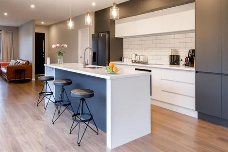 Photo of property in 19 Tara Crescent, Woodend, 7610